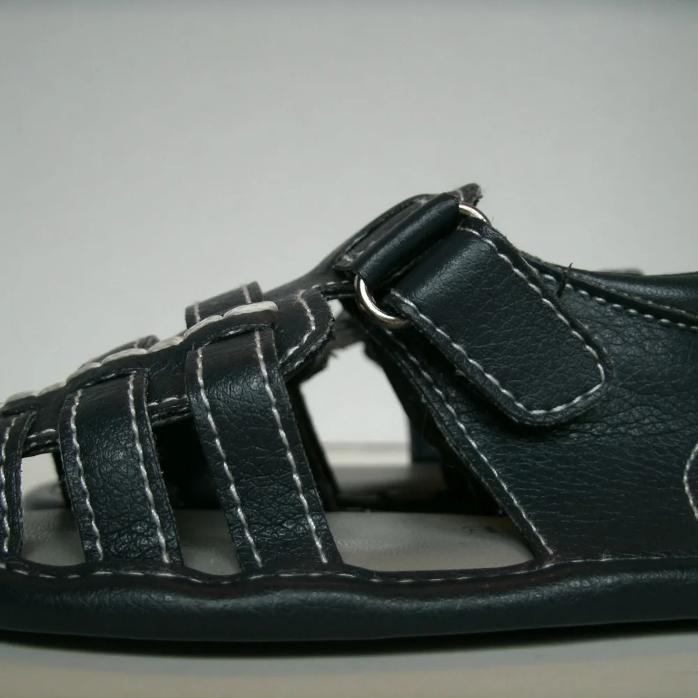 Children's Place Boys Sandals Navy Fisherman Baby Size 6-12 Months